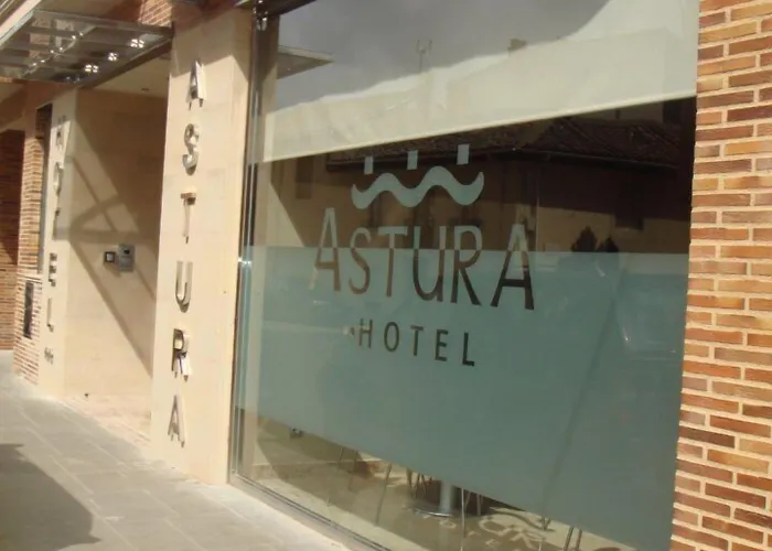 Astura Hotel 2*